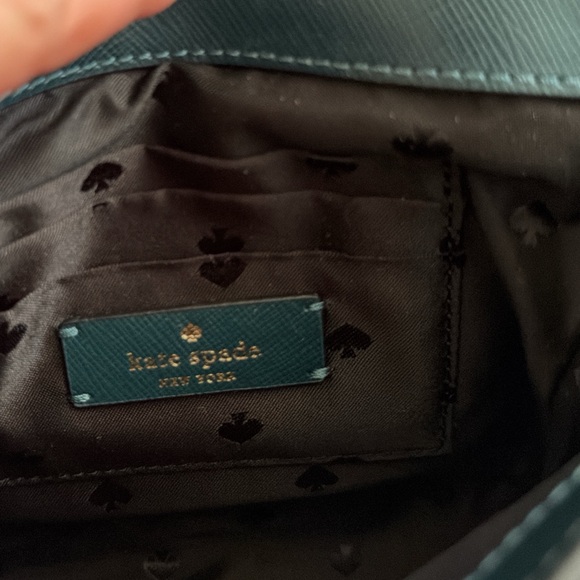 kate spade Black and Cream Mini Bag. - Picture 13 of 13